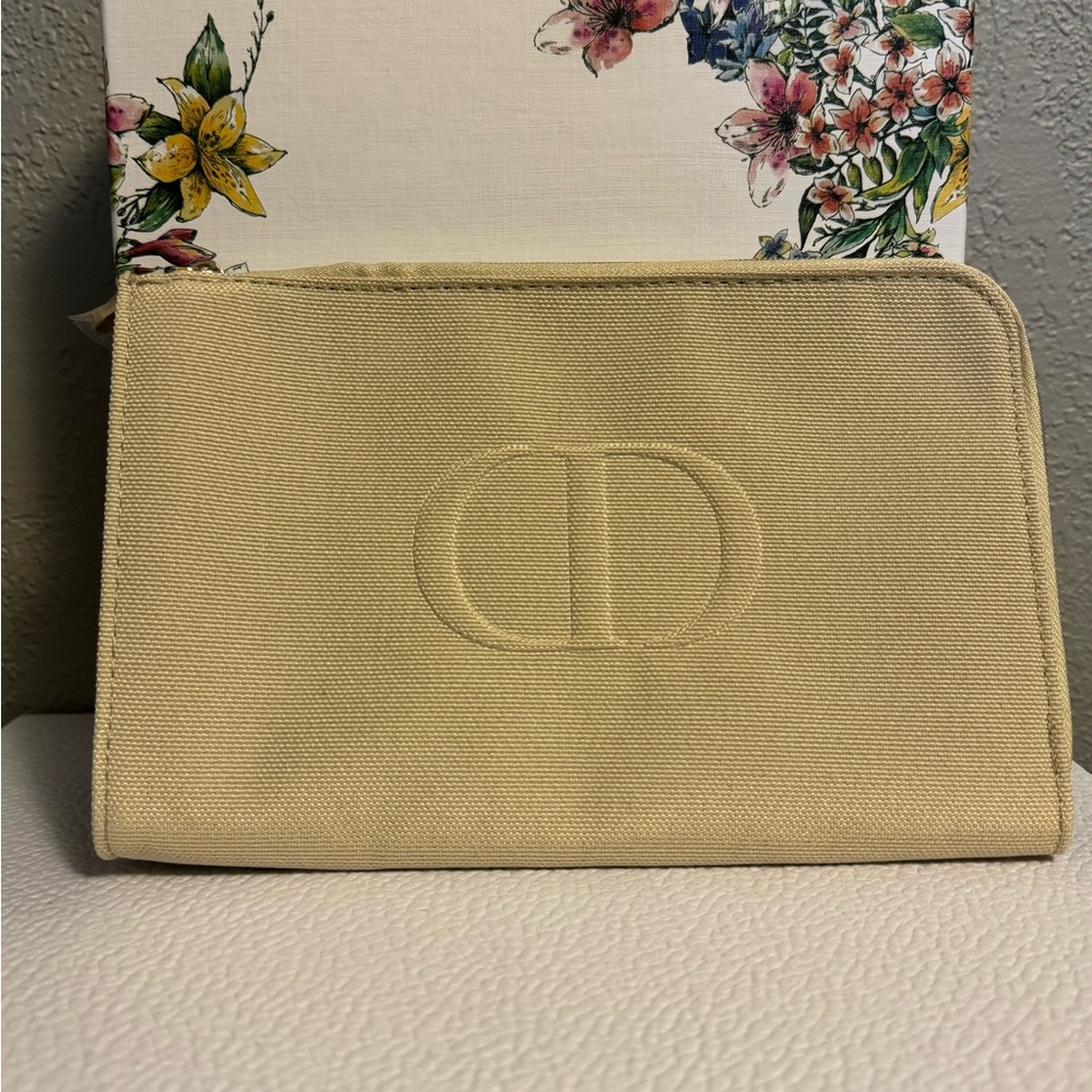 Dior Pouch